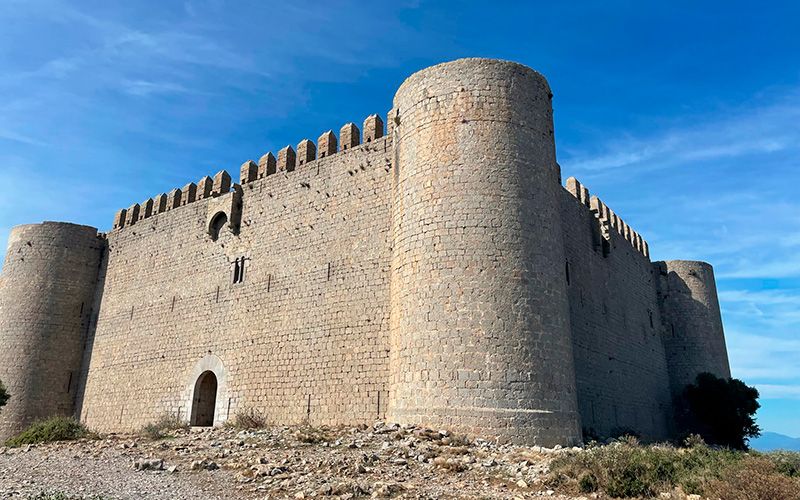 Castell de Montgrí, senderisme a l'Empordà