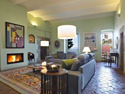 Hotel amb encant Encís d'Empordà: Història, Arquitectura i Encant